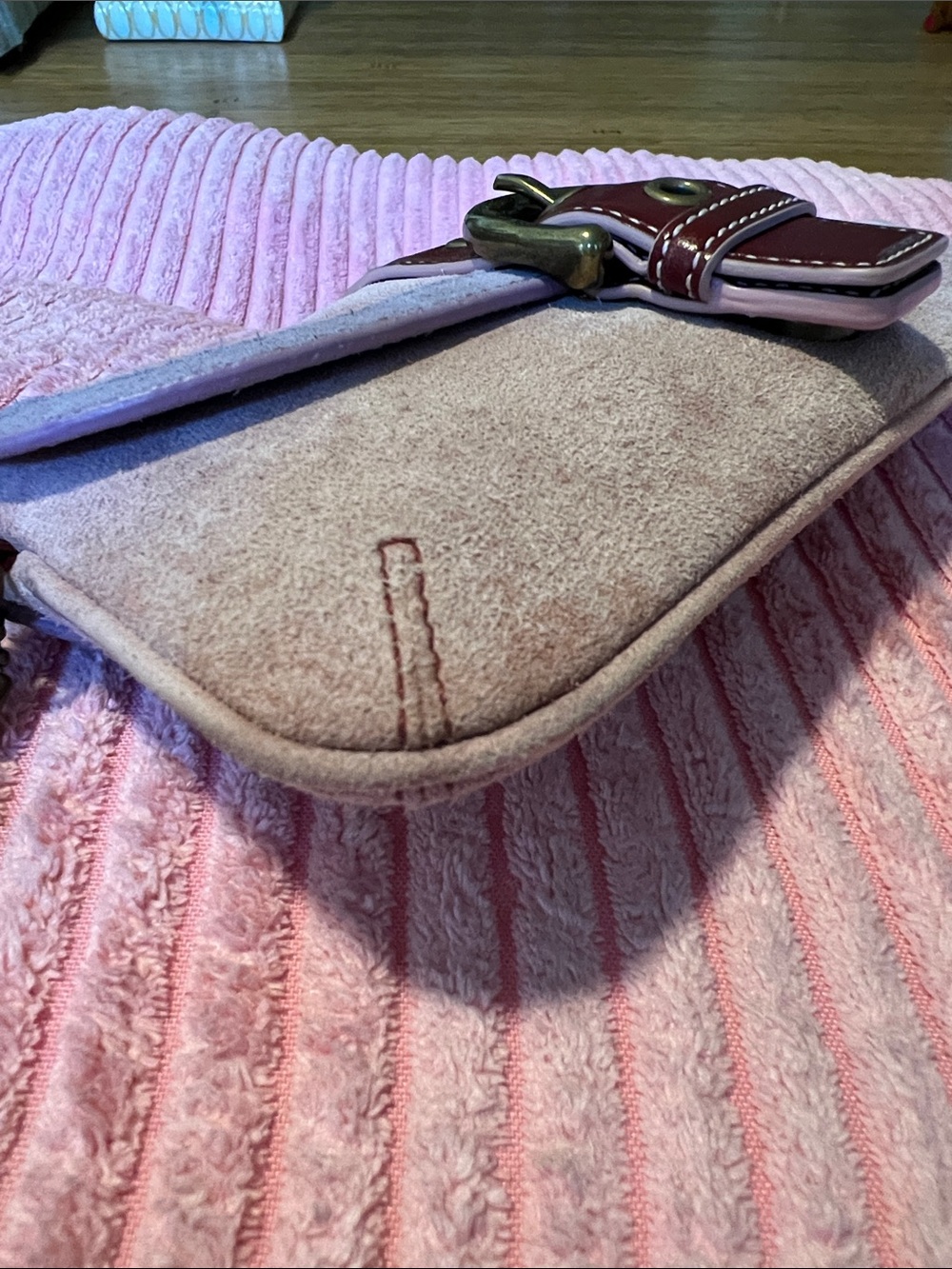 Coach Y2K SoHo Suede Wristlet - Picture 10 of 16